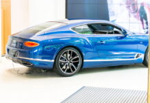 Jakie zalety przemawiają za zabezpieczeniem lakieru za pomocą powłoki ceramicznej? lakier auta